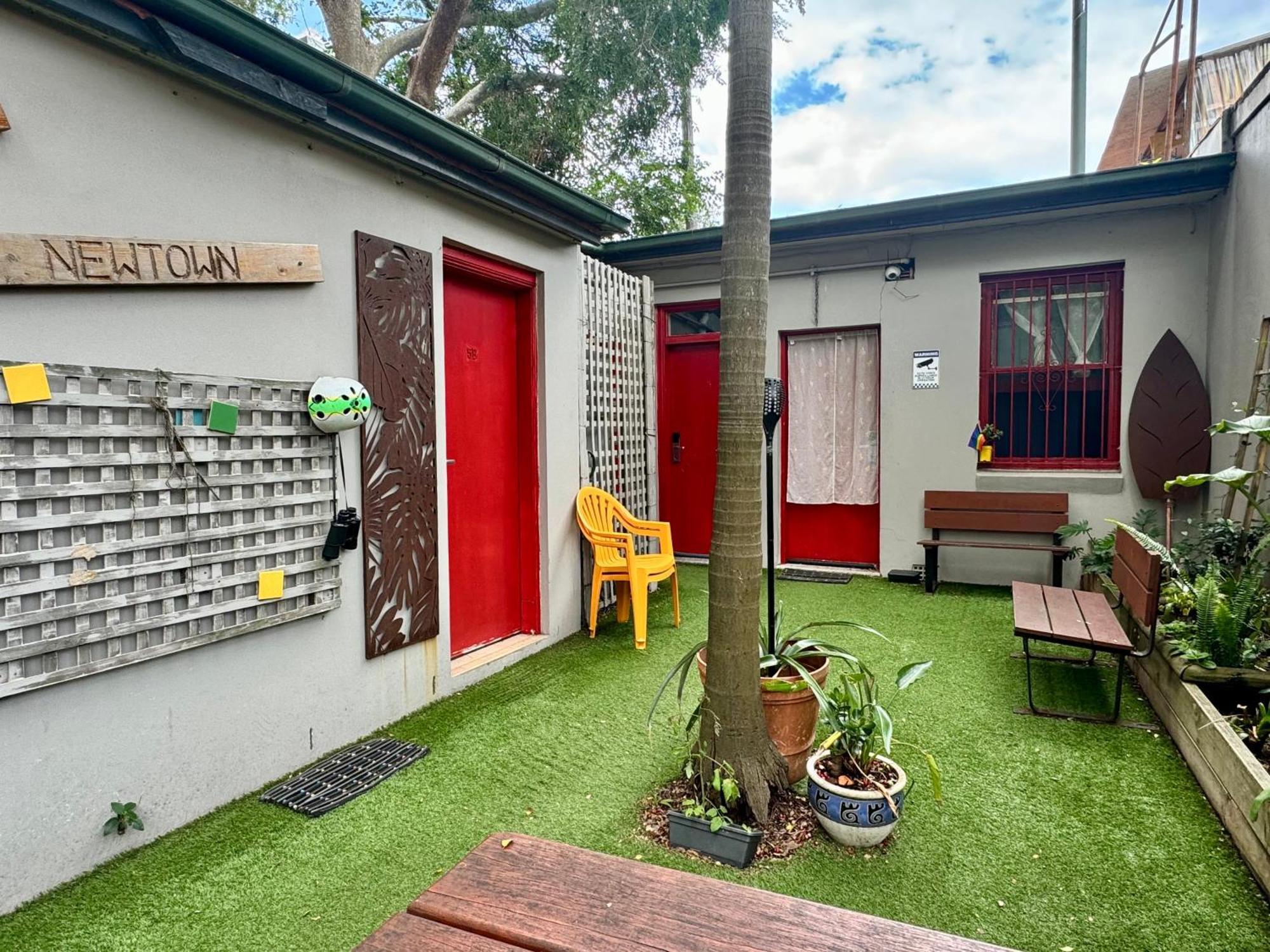 Newtown Backpackers Hostel Сидни Стая снимка