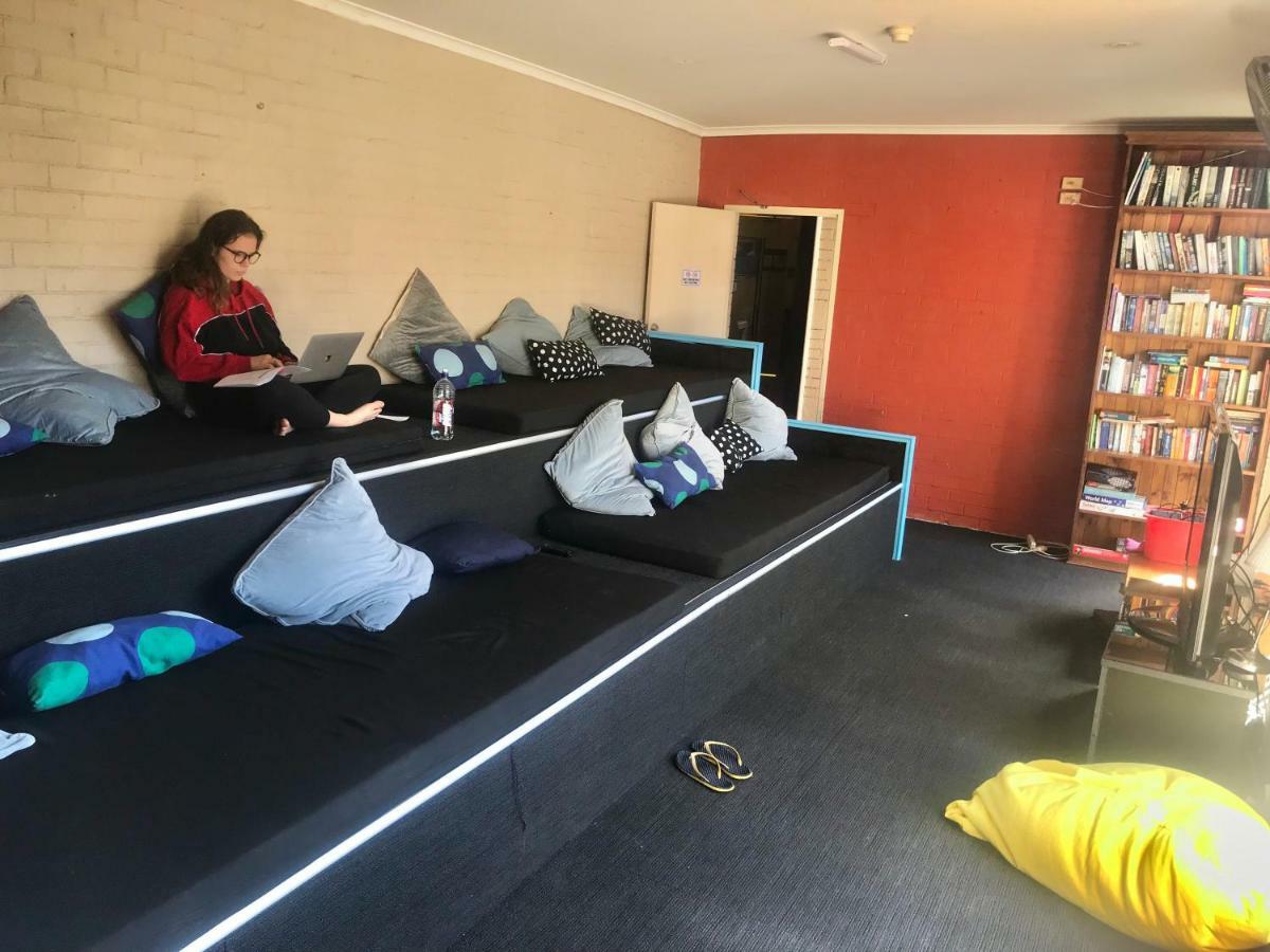 Newtown Backpackers Hostel Сидни Екстериор снимка
